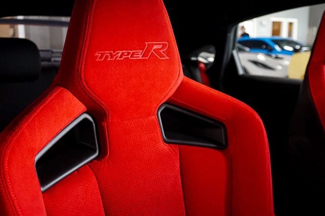 2025 Honda Civic Type R *Civic Type-R* 6-Speed Manual* *Only 2k Miles* - 23029868 - 74
