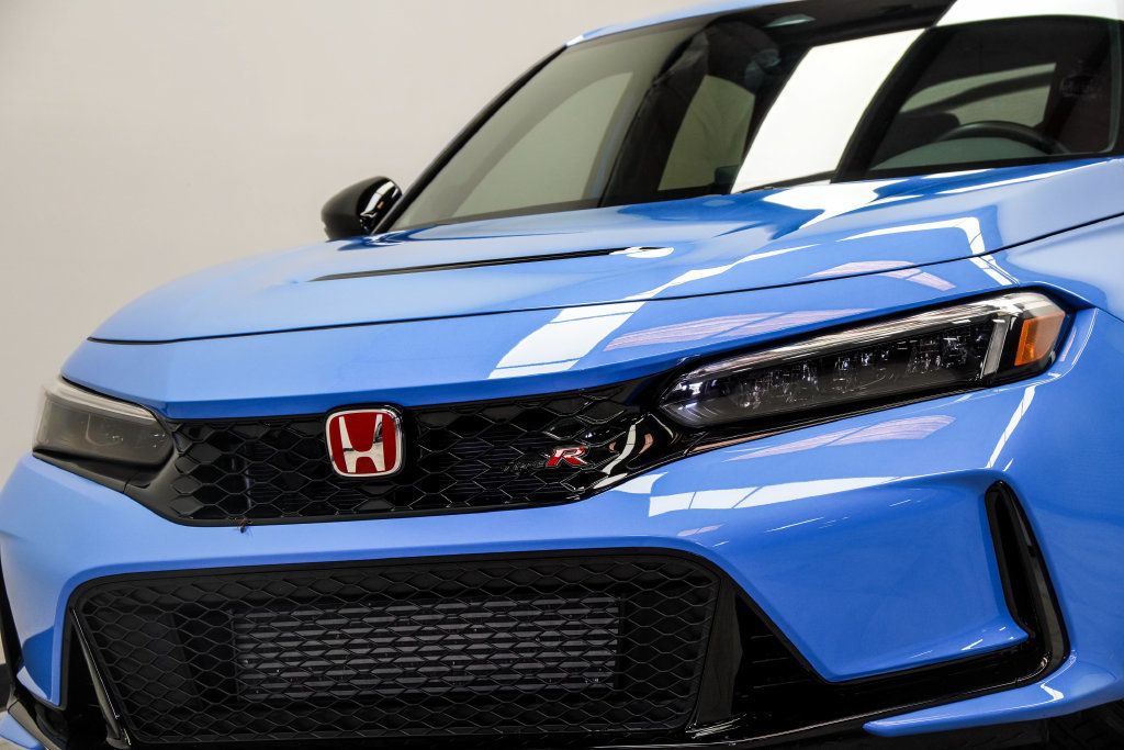 Honda Civic Type R photo 2