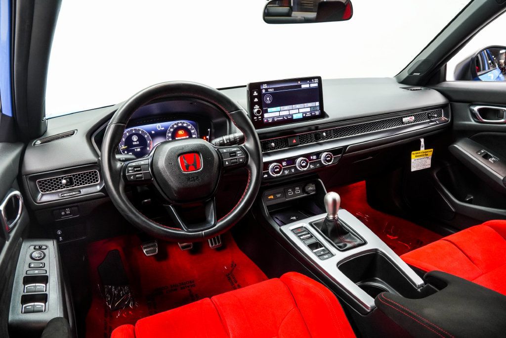 Honda Civic Type R photo 6