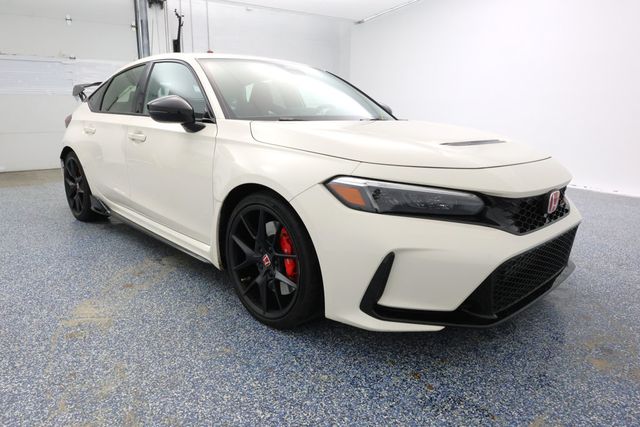 2025 Honda Civic Type R Manual - 22937928 - 1