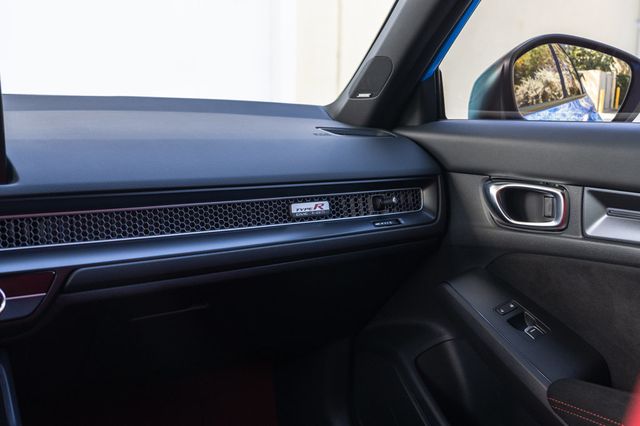 2025 Honda Civic Type R Manual - 22968257 - 29