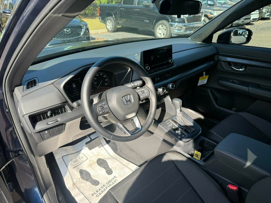2025 Honda CR-V Hybrid Sport photo 3