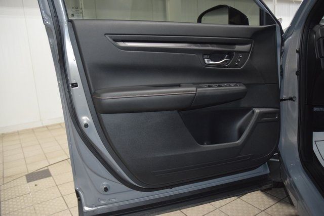 2025 Honda CR-V Hybrid Sport-L AWD - 22926243 - 39
