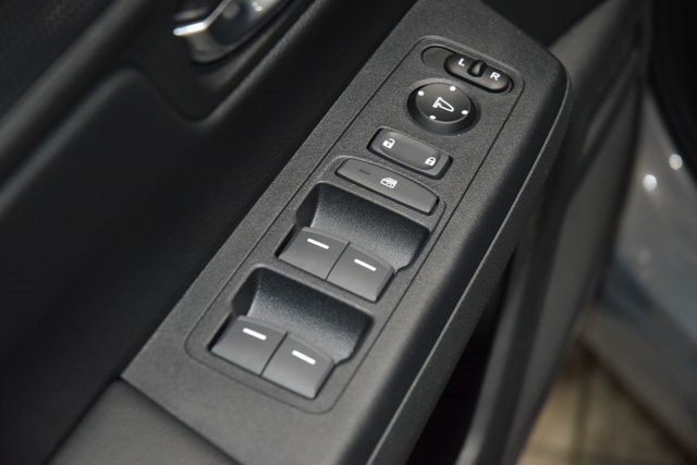 2025 Honda CR-V Hybrid Sport-L AWD - 22926243 - 40