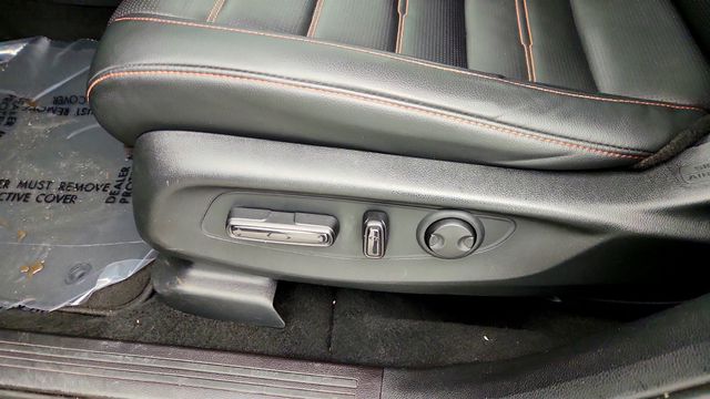 2025 Honda CR-V Hybrid Sport Touring AWD - 23008189 - 11