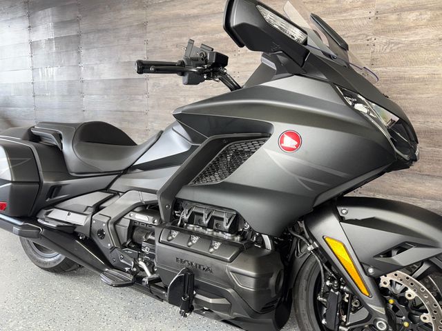 2025 Honda Gold Wing 50th Anniversary DCT One Owner! - 23061551 - 1