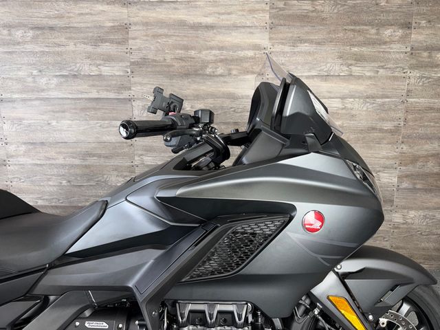 2025 Honda Gold Wing 50th Anniversary DCT One Owner! - 23061551 - 3