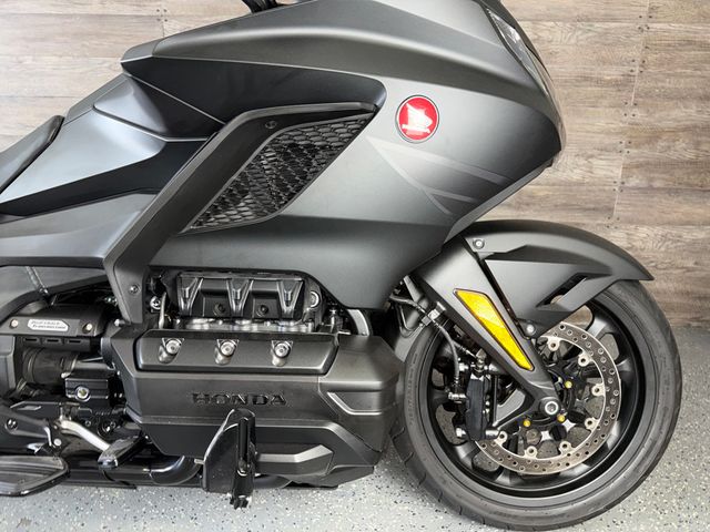 2025 Honda Gold Wing 50th Anniversary DCT One Owner! - 23061551 - 5