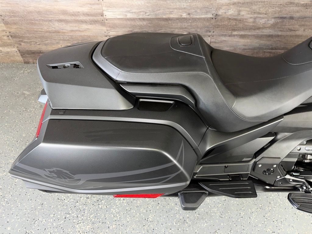 2025 Honda Gold Wing 50th Anniversary DCT One Owner! - 23061551 - 7