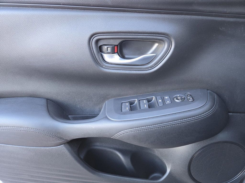 2025 Honda HR-V LX 2WD CVT - 22960150 - 14