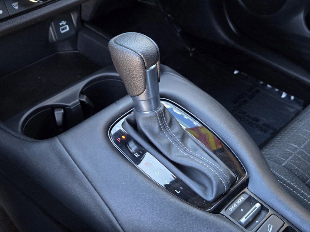 2025 Honda HR-V LX 2WD CVT - 22960150 - 19