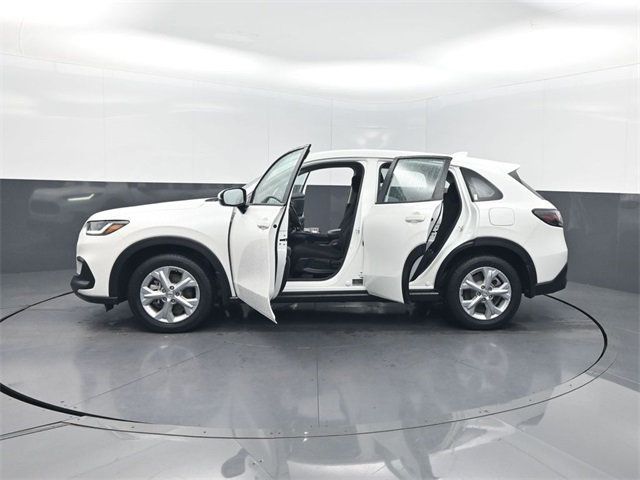 2025 Honda HR-V LX 2WD CVT - 22948288 - 38