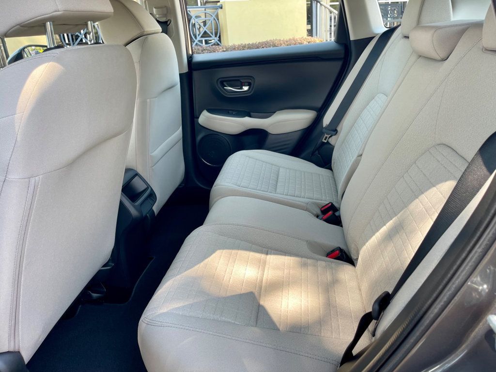 2025 Honda HR-V LX 2WD photo 12