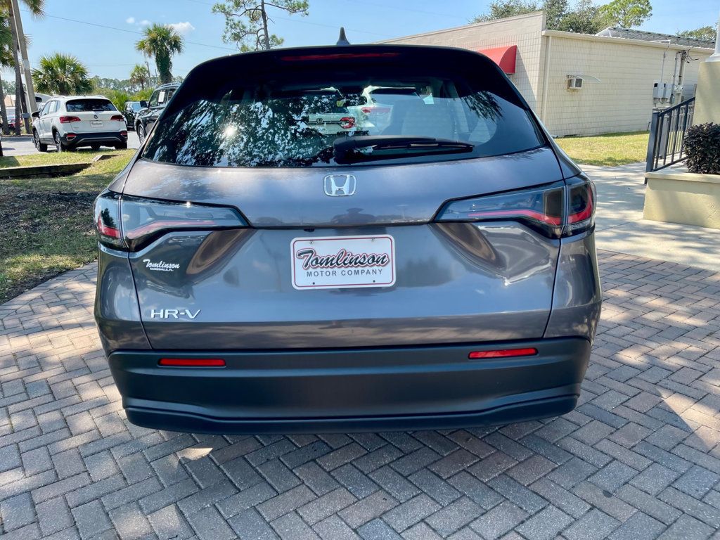2025 Honda HR-V LX 2WD photo 4