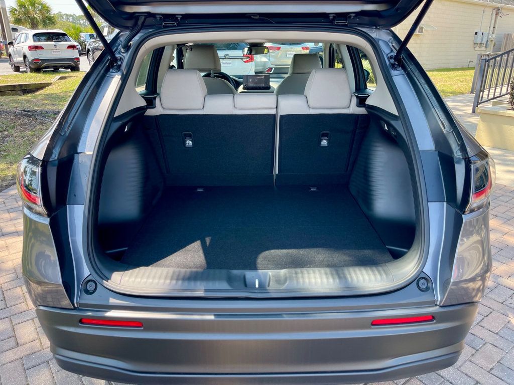 2025 Honda HR-V LX 2WD photo 5