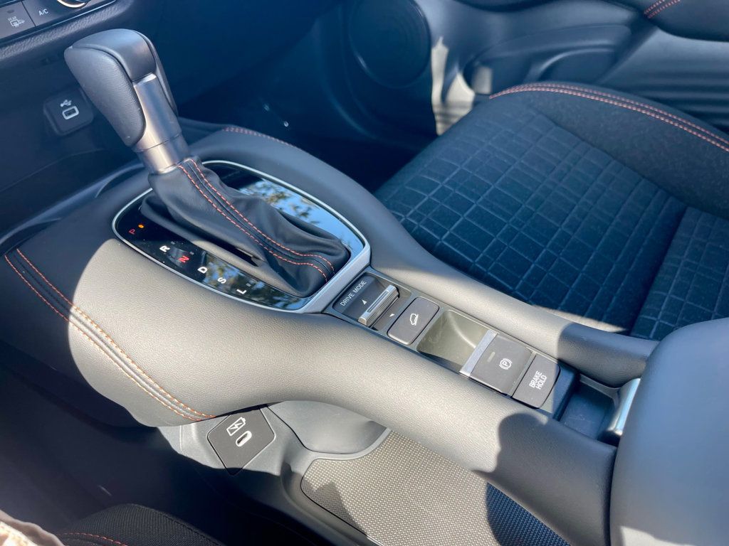 2025 Honda HR-V Sport 2WD photo 15
