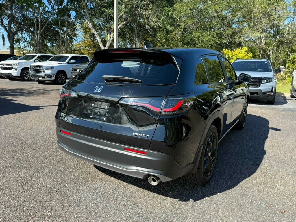 2025 Honda HR-V Sport 2WD photo 4
