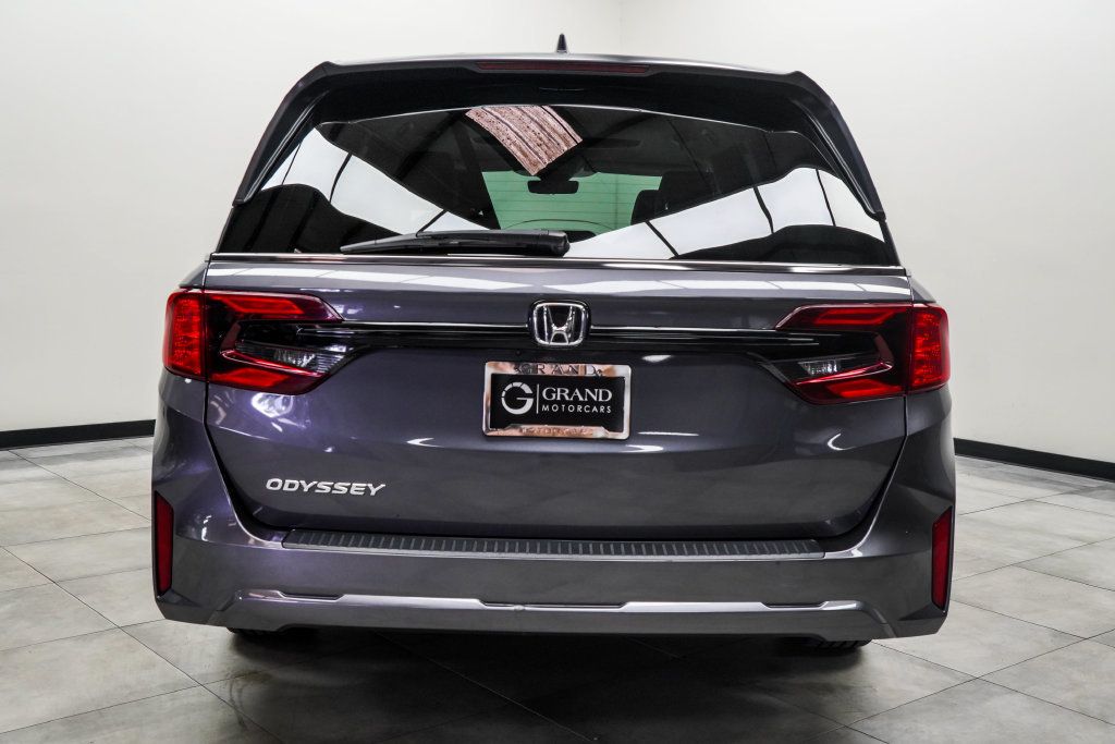 Honda Odyssey photo 10