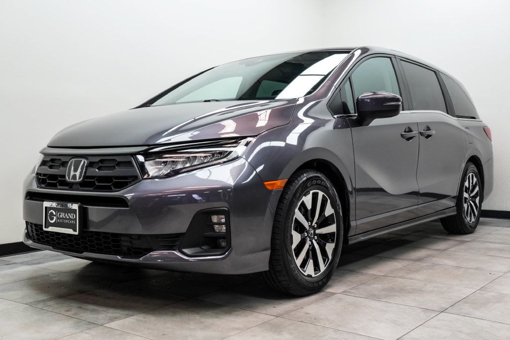 Honda Odyssey photo 8