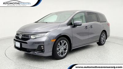 2025 Honda Odyssey - 5FNRL6H84SB028805