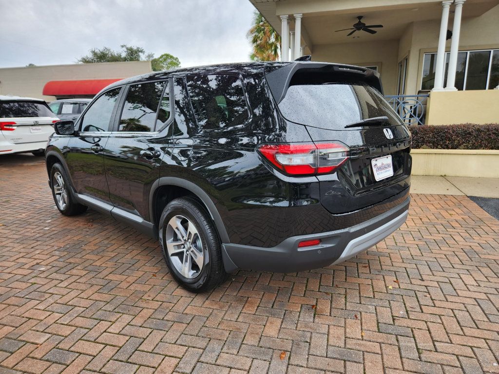 2025 Honda Pilot EX-L photo 3