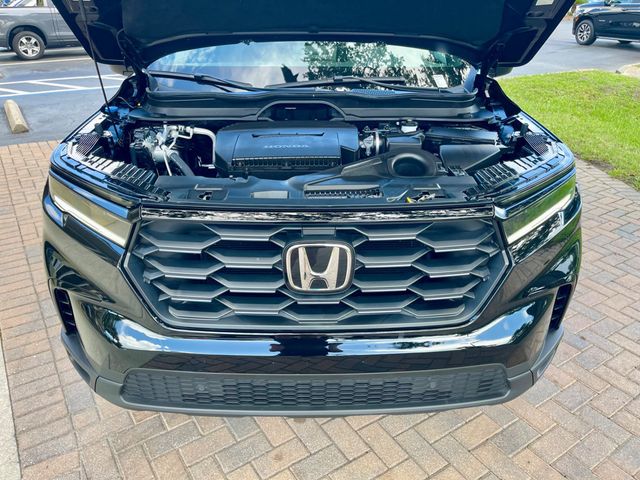 2025 Honda Pilot Sport 2WD - 22896552 - 17
