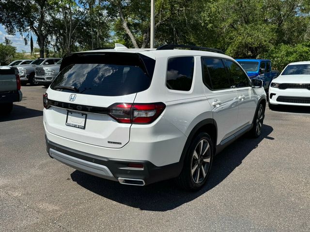 2025 Honda Pilot Touring 2WD - 23001330 - 11
