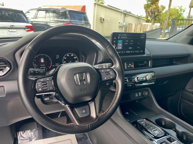 2025 Honda Pilot TrailSport AWD - 22921356 - 13