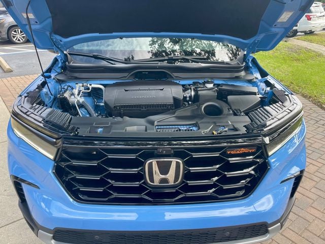 2025 Honda Pilot TrailSport AWD - 22921356 - 18