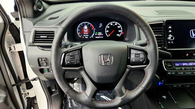 2025 Honda Ridgeline Black Edition AWD - 23075673 - 13