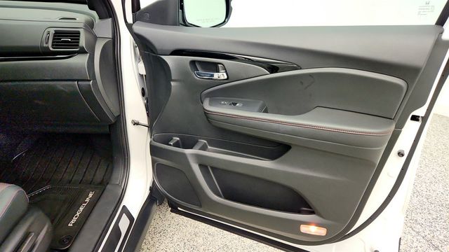 2025 Honda Ridgeline Black Edition AWD - 23075673 - 24