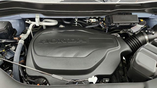 2025 Honda Ridgeline Sport AWD - 22951192 - 26