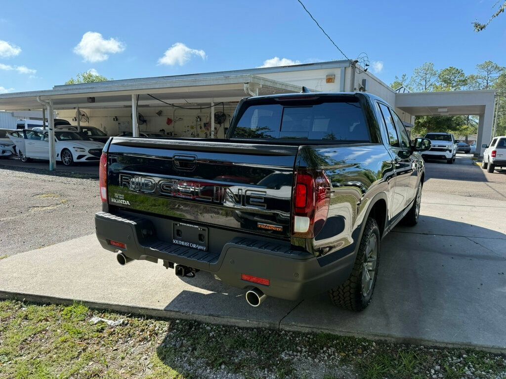 2025 Honda Ridgeline TrailSport photo 11