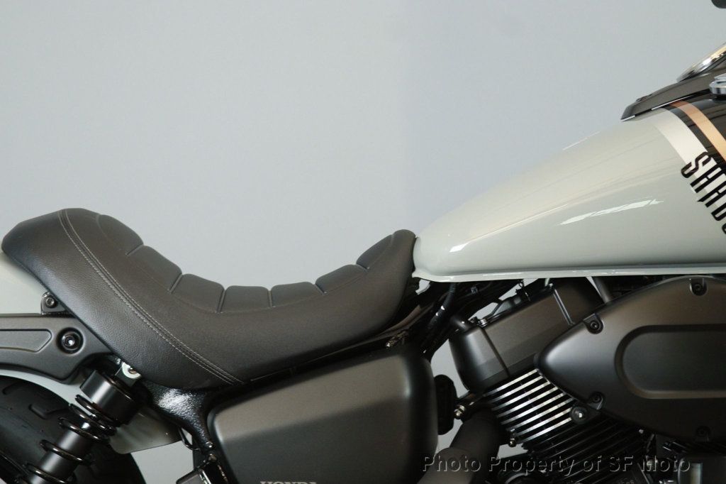 2025 Honda Shadow Phantom ABS One Owner, 330 Miles - 22880669 - 6