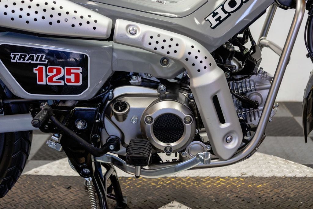 2025 HONDA TRAIL 125 1-OWNER FUN TO RIDE! - 23060223 - 22