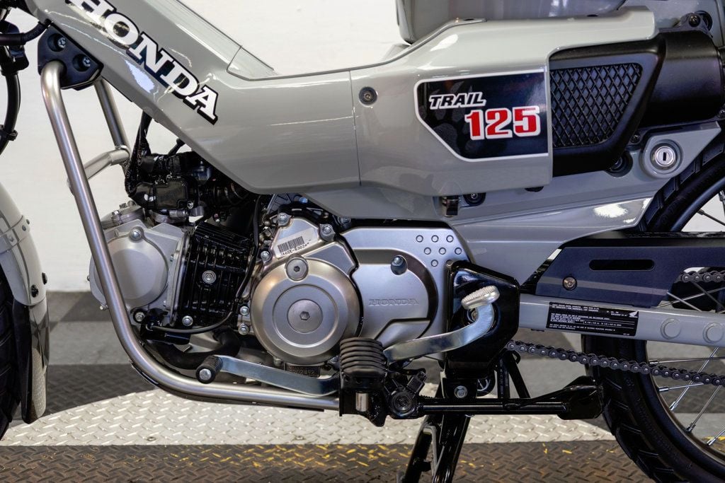 2025 HONDA TRAIL 125 1-OWNER FUN TO RIDE! - 23060223 - 23