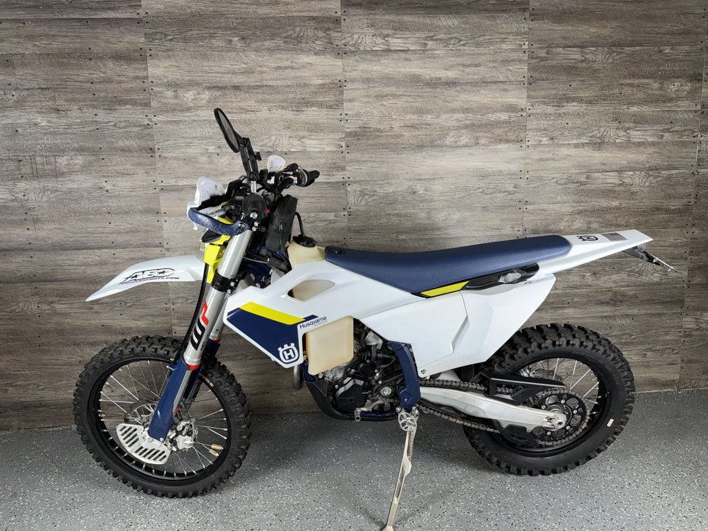 2025 Husqvarna FE 350 S SUPER CLEAN! - 23069023 - 11