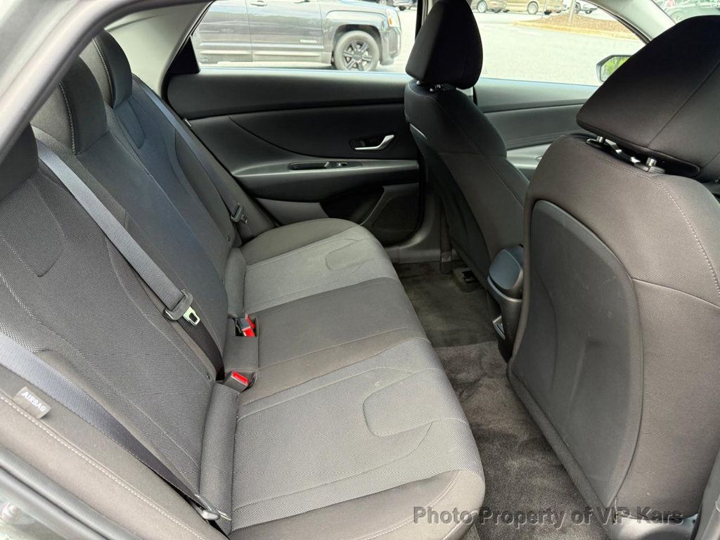 2025 Hyundai Elantra  - 23023545 - 13