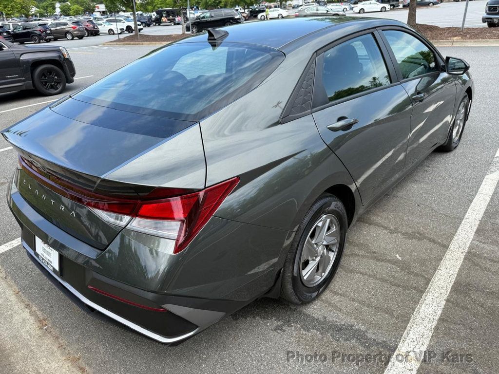 2025 Hyundai Elantra  - 23023545 - 4