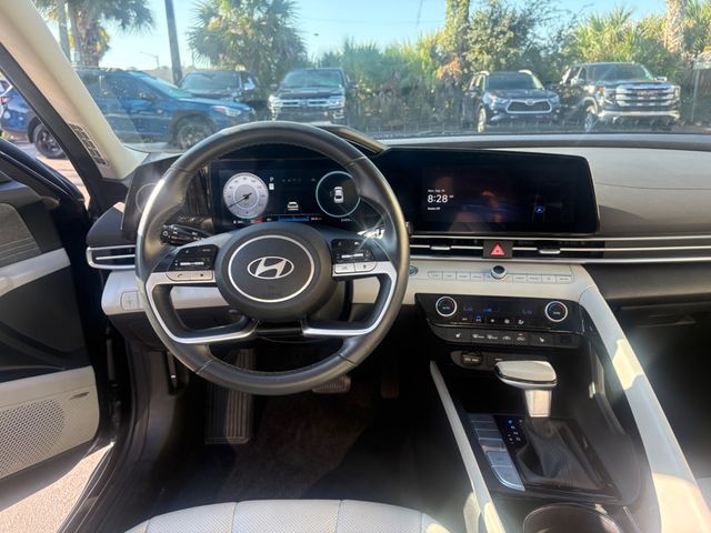 2025 HYUNDAI ELANTRA LIMITED - 23091982 - 18