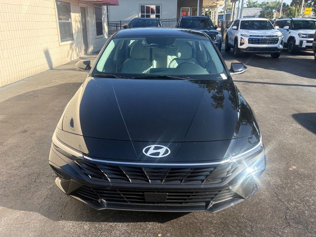 2025 HYUNDAI ELANTRA LIMITED - 23091982 - 5