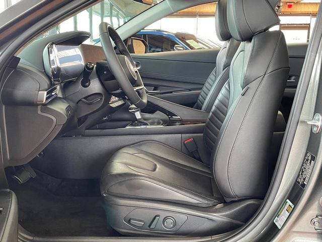 2025 Hyundai Elantra Limited IVT - 23000080 - 10