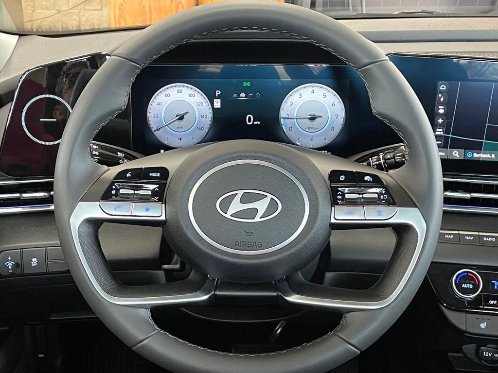 2025 Hyundai Elantra Limited IVT - 23000080 - 22