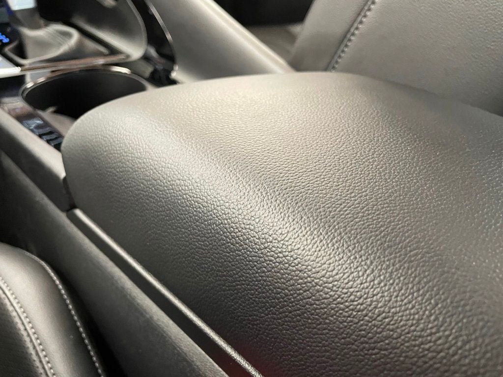 2025 Hyundai Elantra Limited IVT - 23000080 - 35