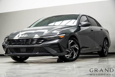 2025 Hyundai Elantra - KMHLP4DG1SU088166