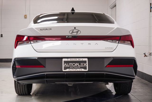 2025 Hyundai Elantra Limited IVT - 23033811 - 36