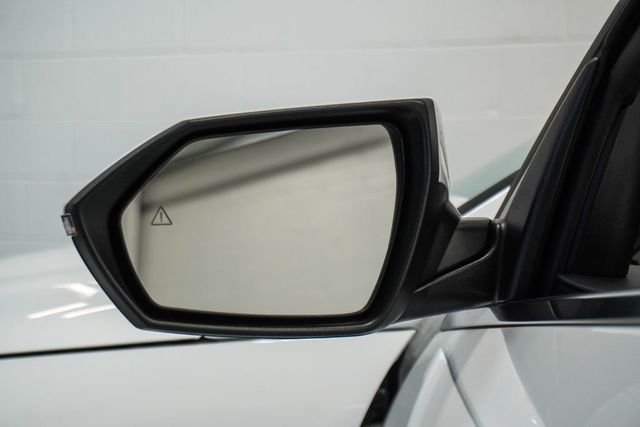 2025 Hyundai Elantra Limited IVT - 23033811 - 40