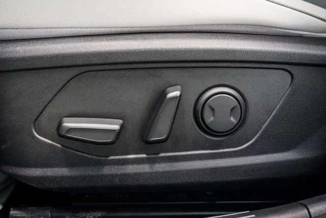 2025 Hyundai Elantra Limited IVT - 23033811 - 6