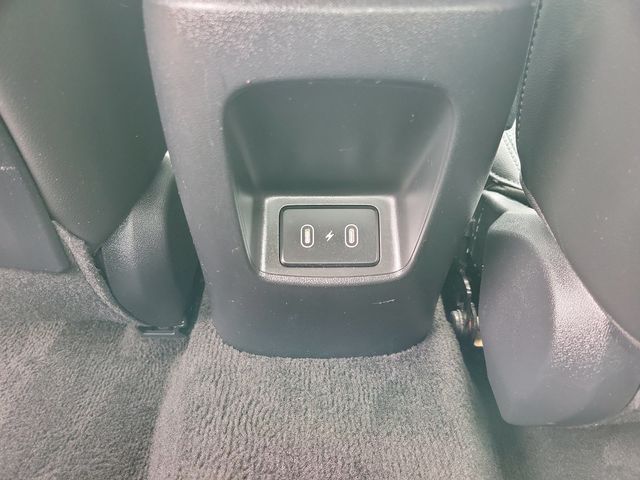 2025 Hyundai Elantra Limited IVT - 23017779 - 9