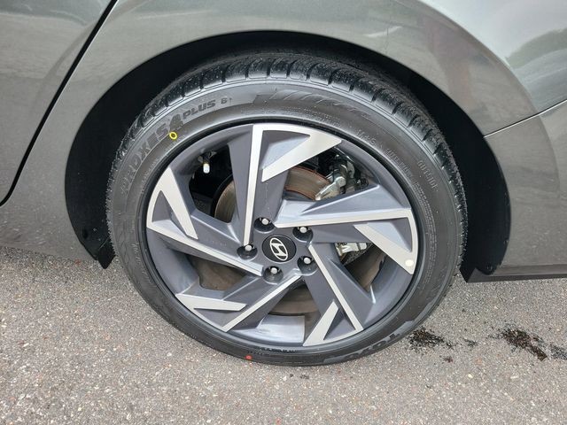 2025 Hyundai Elantra Limited IVT - 23017779 - 27